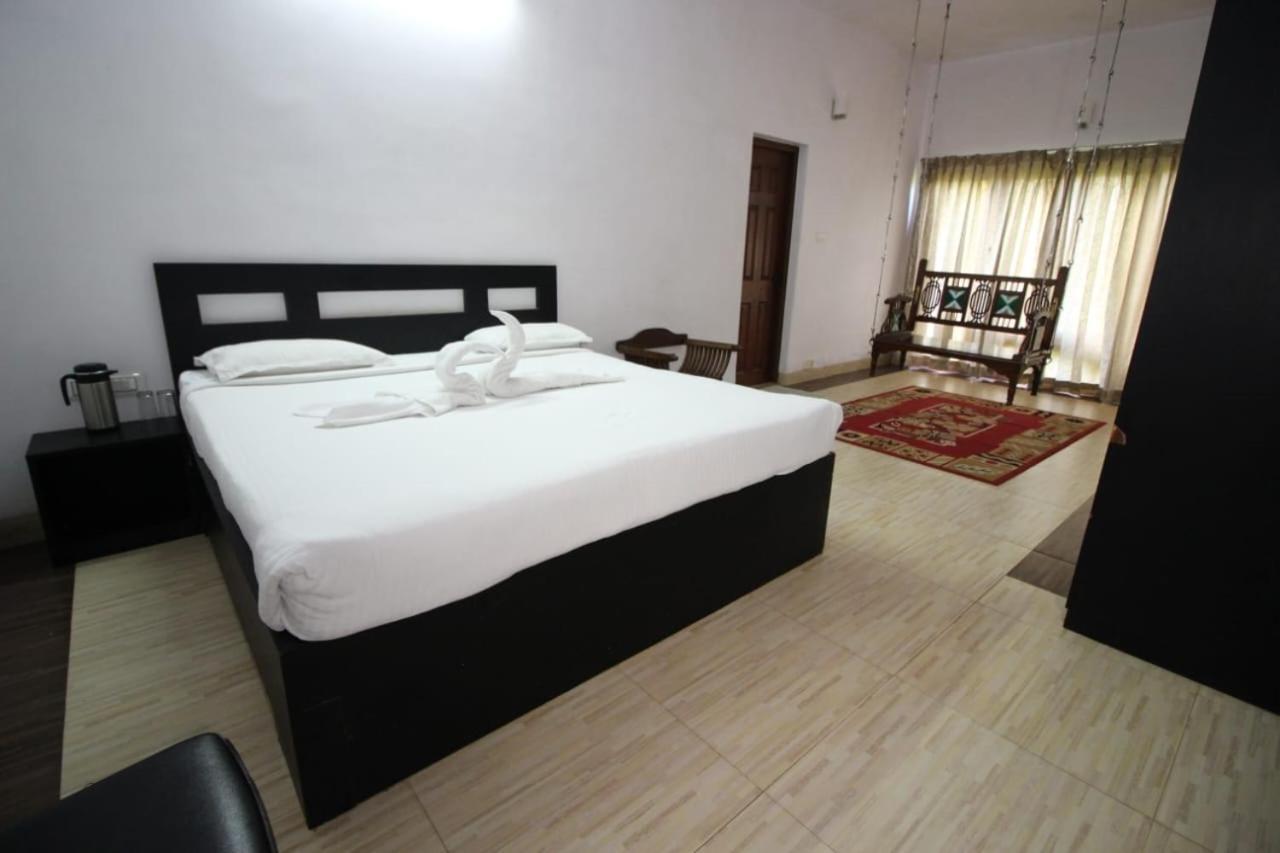 Mount N Mist Hotel Ooty Exterior foto